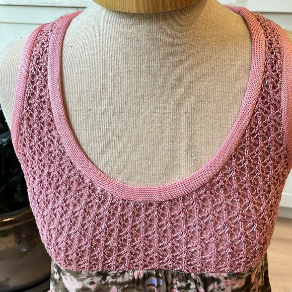 Pink knit bodice with silk skirt dress from Italian designer Ermanmo Scervino - Picture 2 of 13